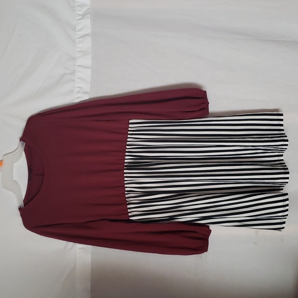 Shein curves 1x dress - Picture 1 of 3